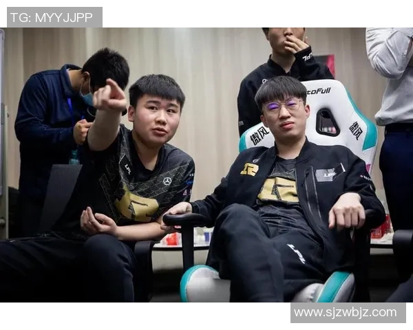 DOTA2盛宴揭晓FPX战队的耐力秘密与背后故事